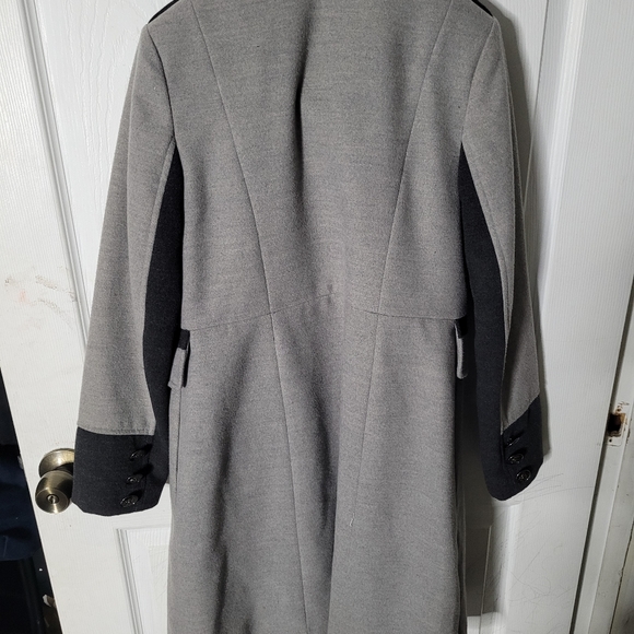 Coat - Picture 3 of 5